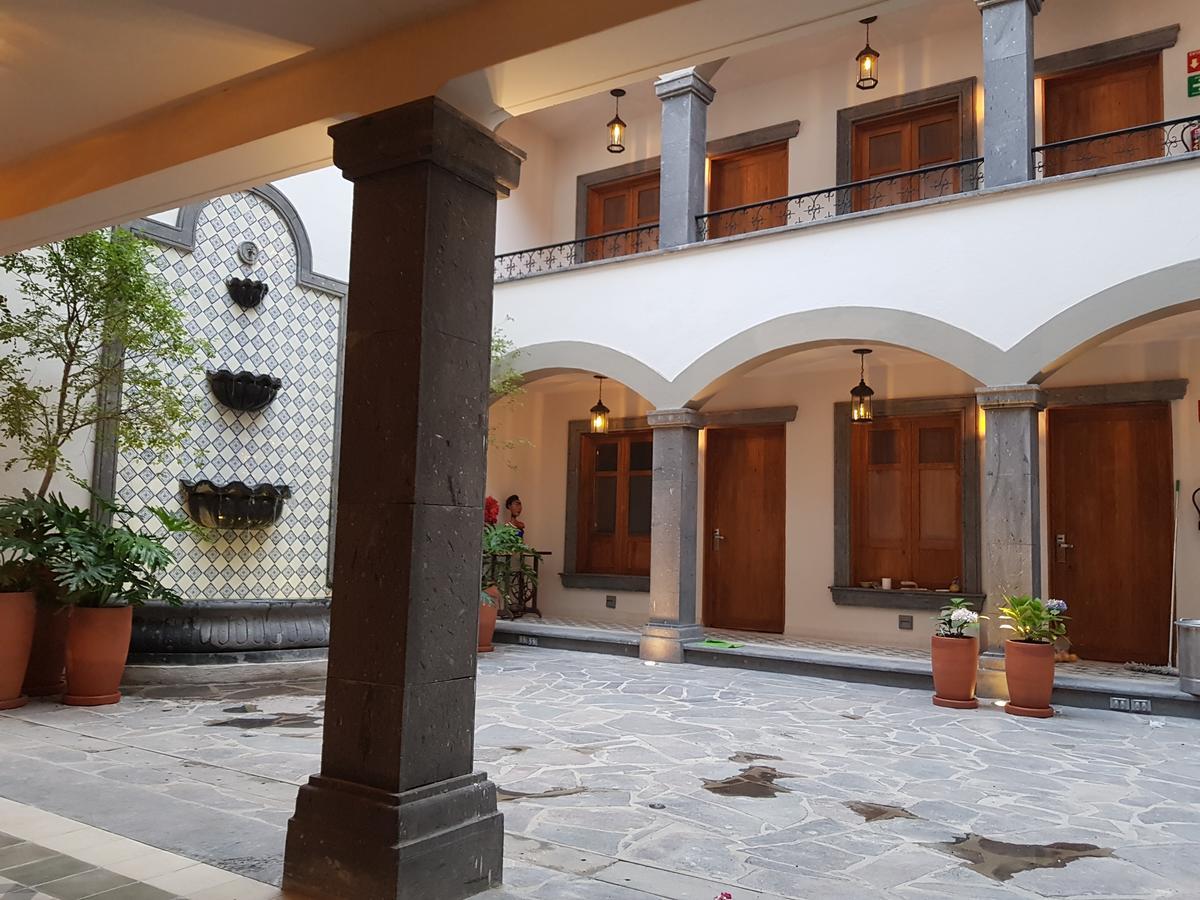 Hotel Puerta San Pedro Guadalajara Esterno foto